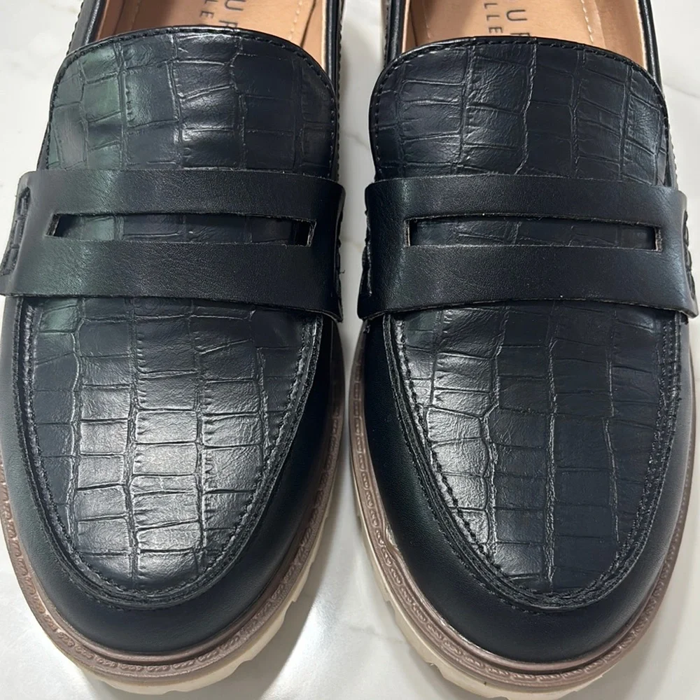 Journee Collection Black Crocodile Embossed Loafers